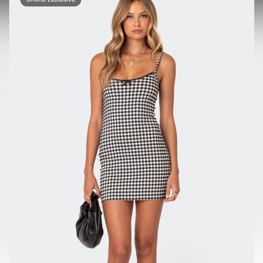 NWT Edikted 90s style Connie Gingham Bodycon Mini Dress. Size Small $50